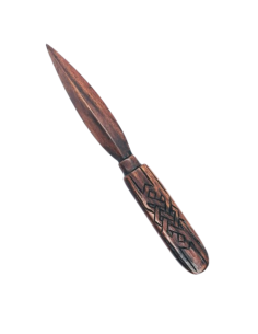 Dague runique en bois
