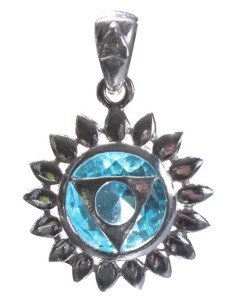 Médaille Chakra Vishuddha Argent 925 avec Topaze bleue - 2 cm