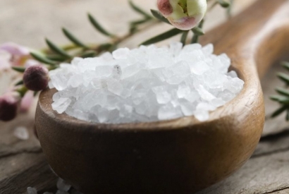 Le pouvoir du sel pour nettoyer les énergies négatives